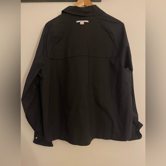 Nike Button-down Icon Clash Long-sleeve Shirt - Picture 6 of 12